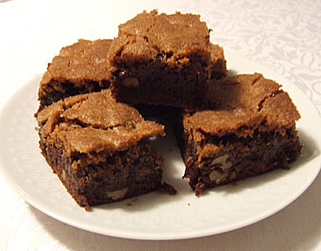 chipnies - brownies with a chocolate chip cookie top