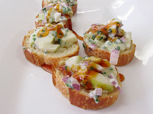 goat cheese and pear bruschetta